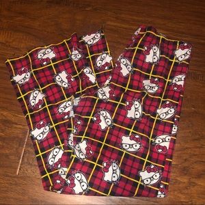 SOLD !! Hello Kitty Pajamas